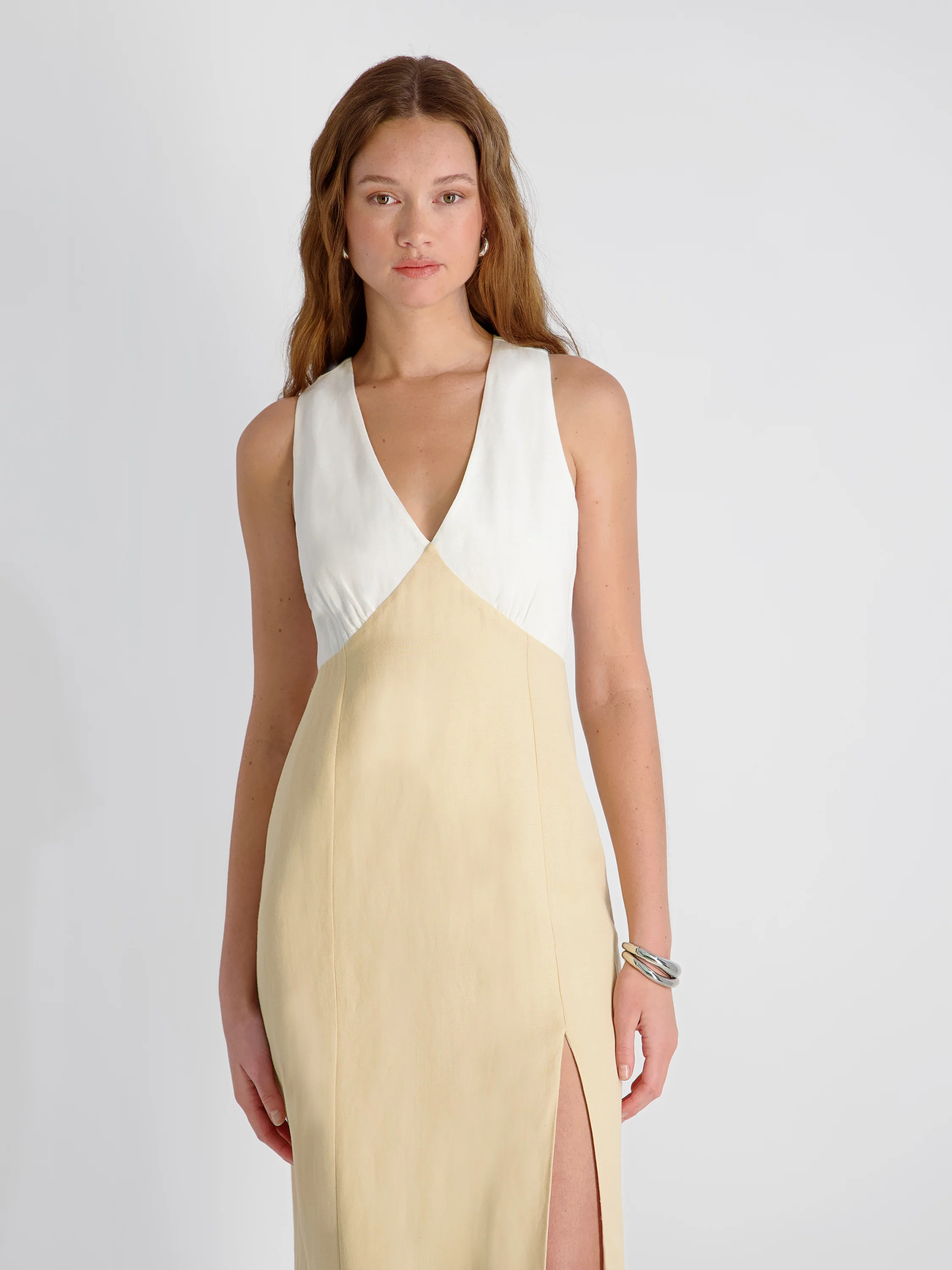 COOPER LINEN V-NECK MIDI DRESS - Image 2